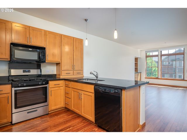 2335 Nw RALEIGH St A317, Portland, OR 97210