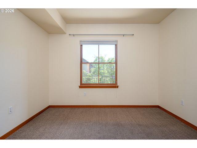 2335 Nw RALEIGH St A317, Portland, OR 97210