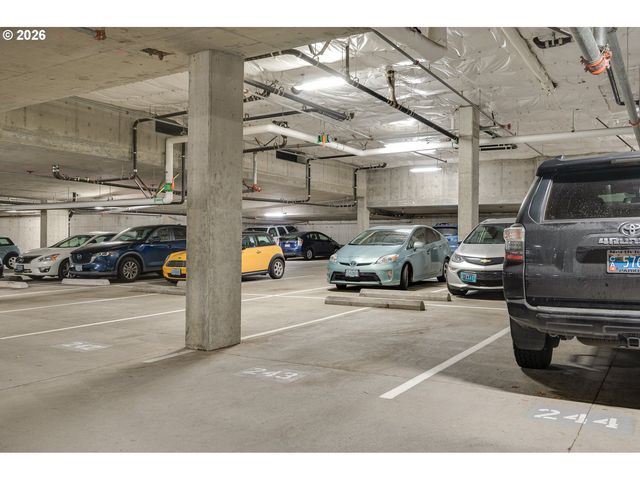2335 Nw RALEIGH St A317, Portland, OR 97210