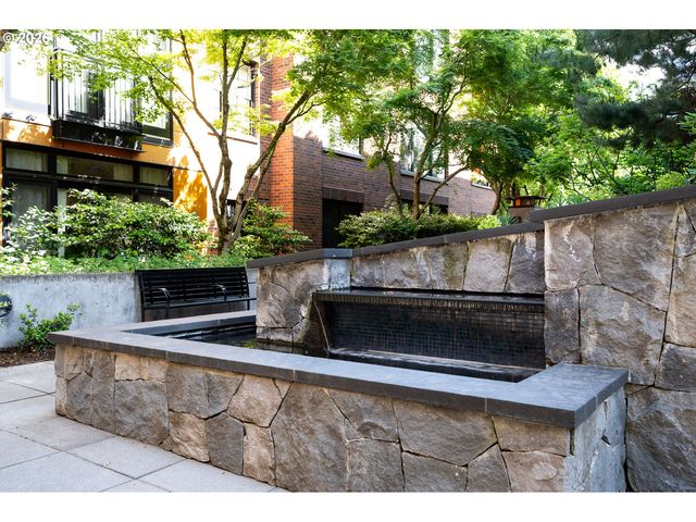 2335 Nw RALEIGH St A317, Portland, OR 97210