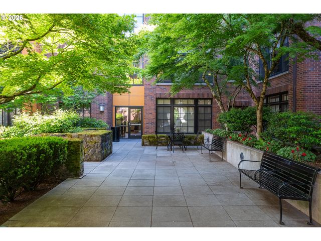 2335 Nw RALEIGH St A317, Portland, OR 97210