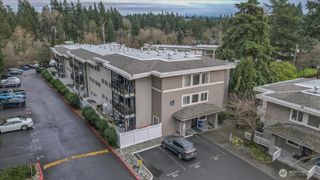 12631 NE 9th Place #C305, Bellevue, WA 98005