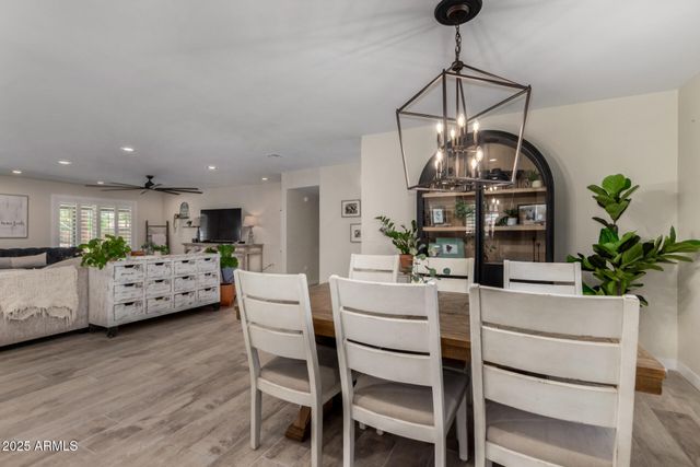 636 E MESQUITE Avenue, Gilbert, AZ 85296