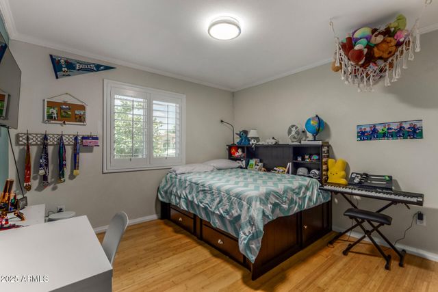 636 E MESQUITE Avenue, Gilbert, AZ 85296