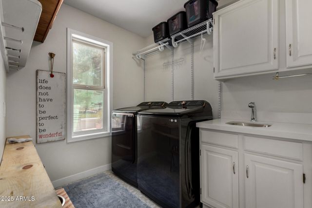 636 E MESQUITE Avenue, Gilbert, AZ 85296