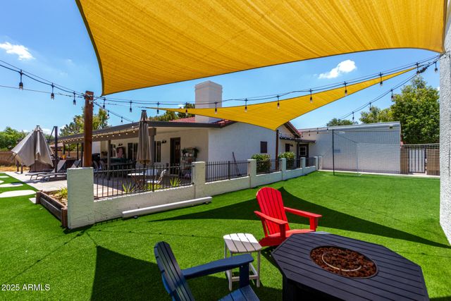 636 E MESQUITE Avenue, Gilbert, AZ 85296