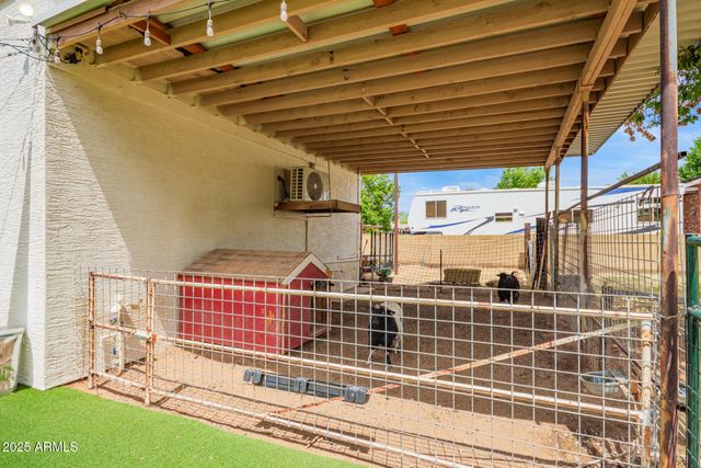 636 E MESQUITE Avenue, Gilbert, AZ 85296