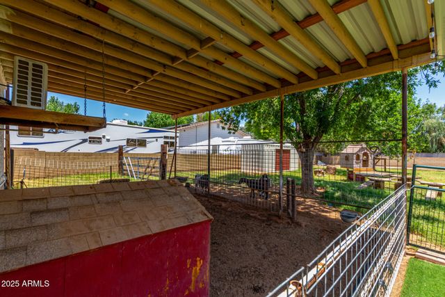 636 E MESQUITE Avenue, Gilbert, AZ 85296