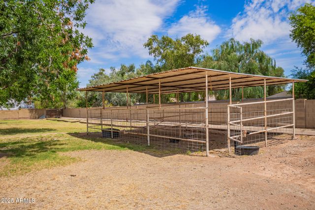 636 E MESQUITE Avenue, Gilbert, AZ 85296