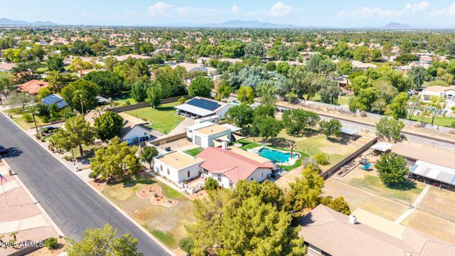 636 E MESQUITE Avenue, Gilbert, AZ 85296