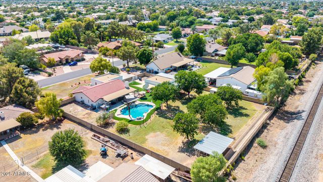 636 E MESQUITE Avenue, Gilbert, AZ 85296