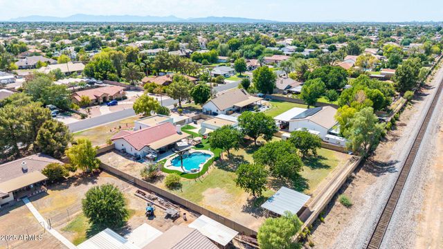 636 E MESQUITE Avenue, Gilbert, AZ 85296