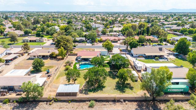 636 E MESQUITE Avenue, Gilbert, AZ 85296