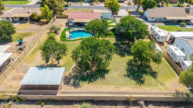 636 E MESQUITE Avenue, Gilbert, AZ 85296