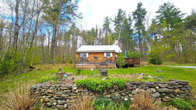 1329 Newfane Road, Wardsboro, VT 05355
