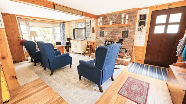 1329 Newfane Road, Wardsboro, VT 05355