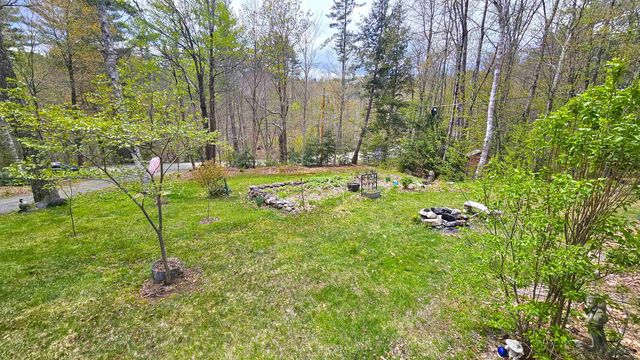 1329 Newfane Road, Wardsboro, VT 05355