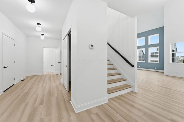 3615 Kassidy Drive, Grove City, OH 43123