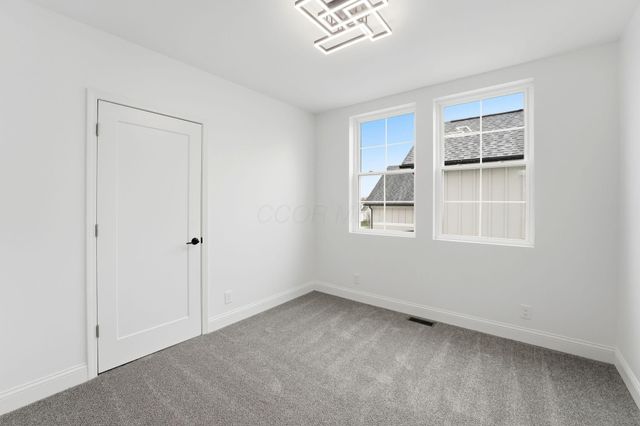 3615 Kassidy Drive, Grove City, OH 43123