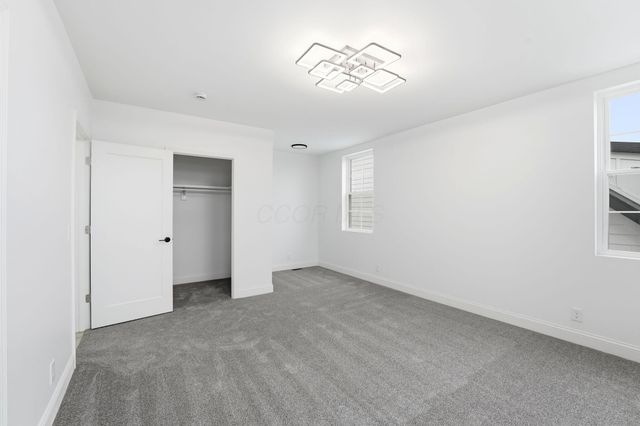 3615 Kassidy Drive, Grove City, OH 43123