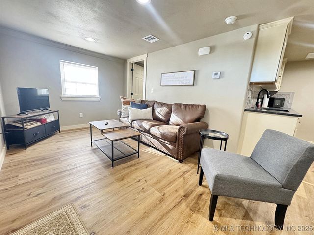 112 W Allen Road, Tahlequah, OK 74464