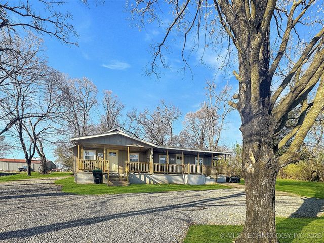 112 W Allen Road, Tahlequah, OK 74464