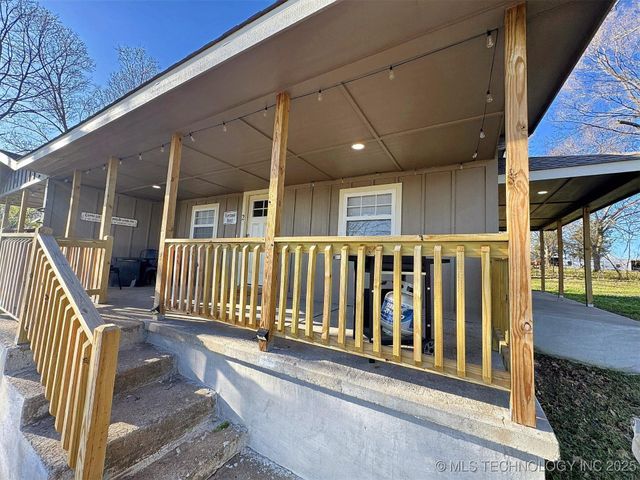 112 W Allen Road, Tahlequah, OK 74464