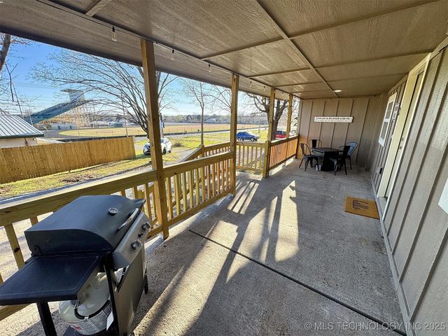 112 W Allen Road, Tahlequah, OK 74464