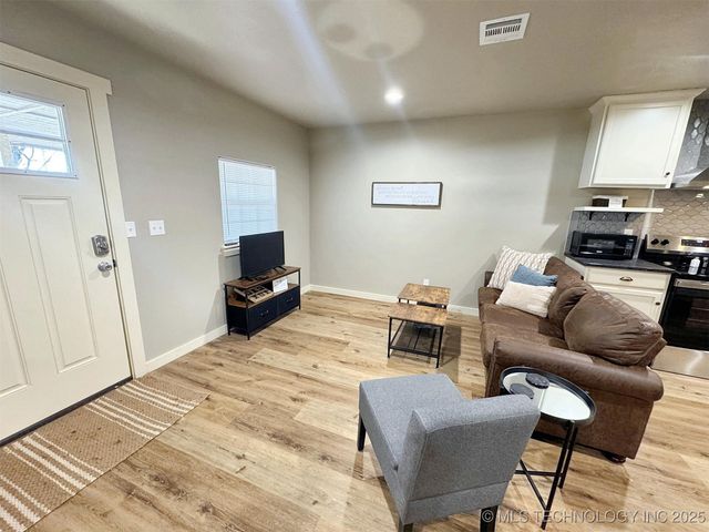 112 W Allen Road, Tahlequah, OK 74464