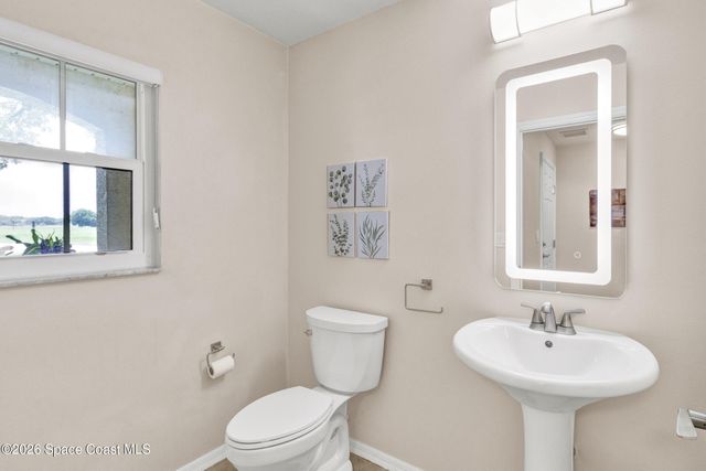 1670 Pointe West Way, Vero Beach, FL 32966
