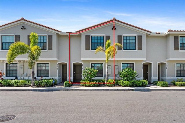 5010 Genove Place 5010, Riviera Beach, FL 33410
