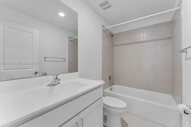 5010 Genove Place 5010, Riviera Beach, FL 33410