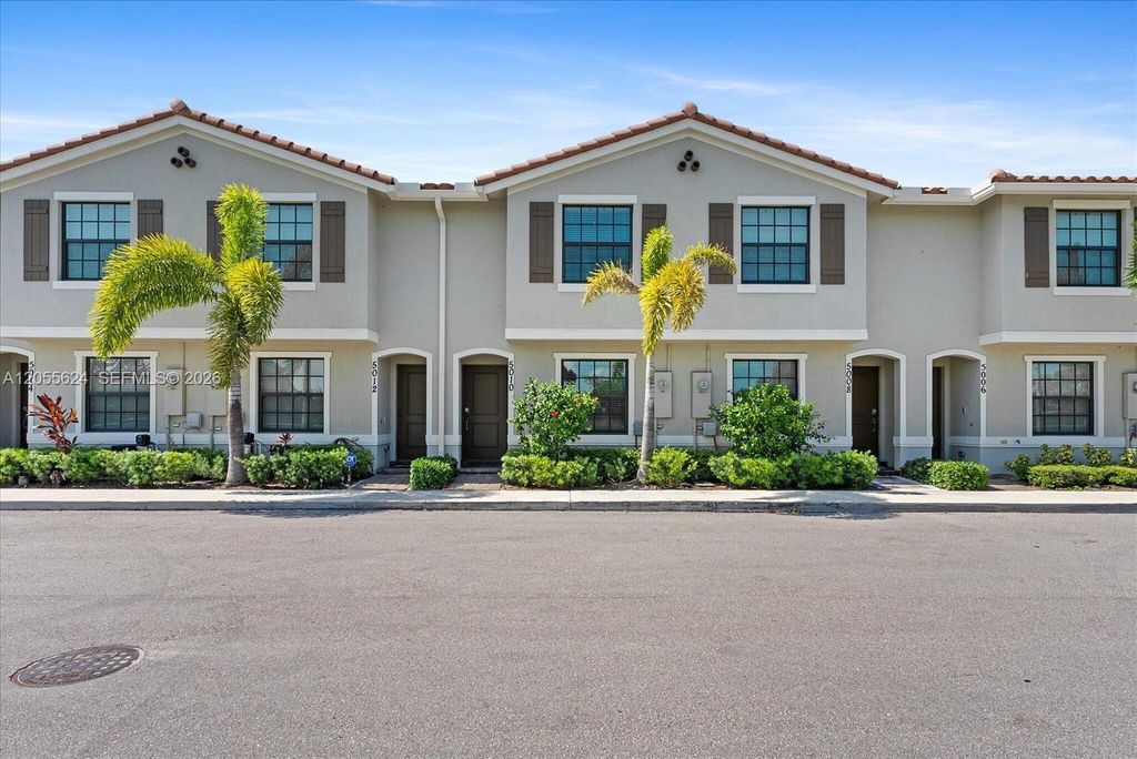5010 Genove Place 5010, Riviera Beach, FL 33410