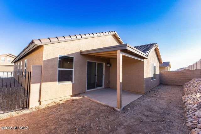 9512 E Meola Drive, Tucson, AZ 85747