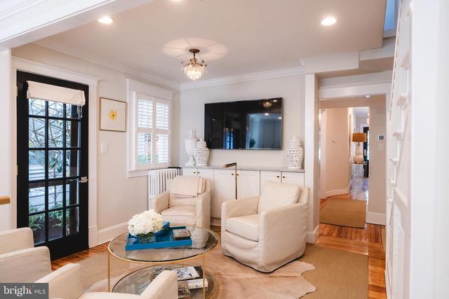 254 KING GEORGE ST, Annapolis, MD 21401