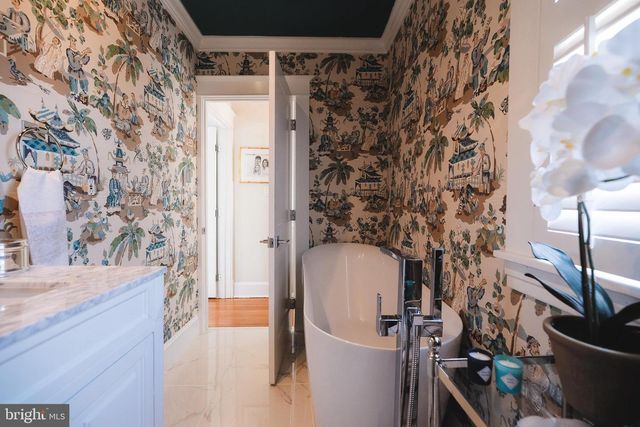 254 KING GEORGE ST, Annapolis, MD 21401