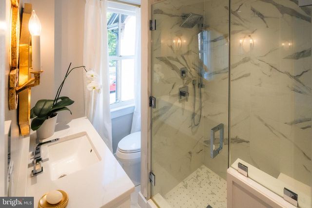 254 KING GEORGE ST, Annapolis, MD 21401