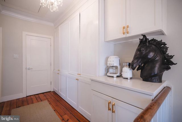254 KING GEORGE ST, Annapolis, MD 21401