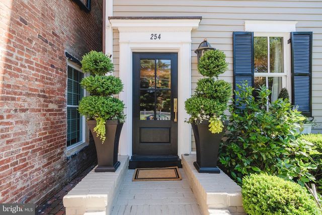 254 KING GEORGE ST, Annapolis, MD 21401