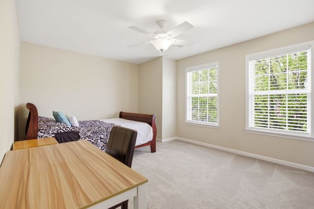 2004 Towhee Ct, Spring Hill, TN 37174