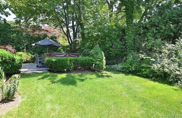 34 Old Pine Drive, Manhasset, NY 11030