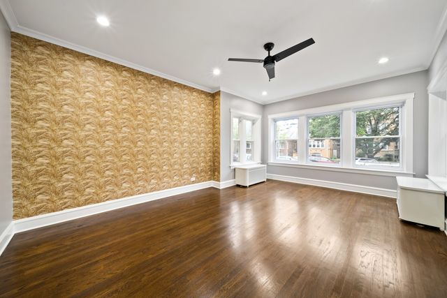 4825 W George Street, Chicago, IL 60641
