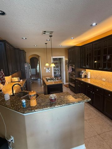 8703 Tumblewood Drive, Beach City, TX 77523