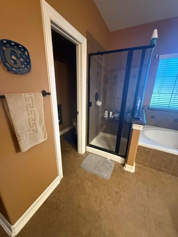 8703 Tumblewood Drive, Beach City, TX 77523