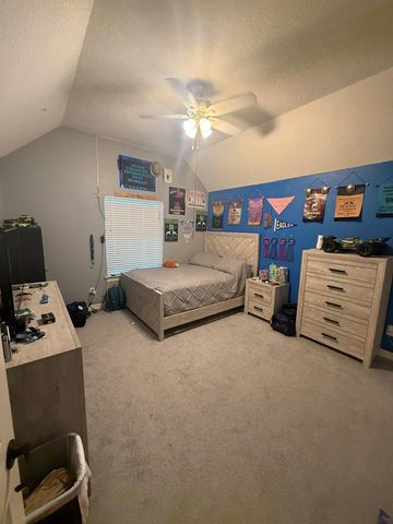 8703 Tumblewood Drive, Beach City, TX 77523