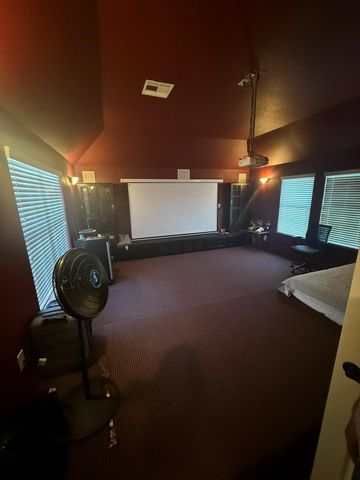 8703 Tumblewood Drive, Beach City, TX 77523