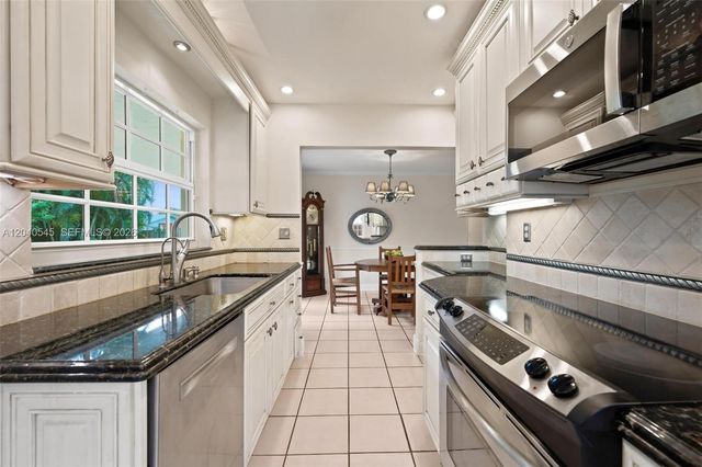 2760 NW 108th Ave, Sunrise, FL 33322