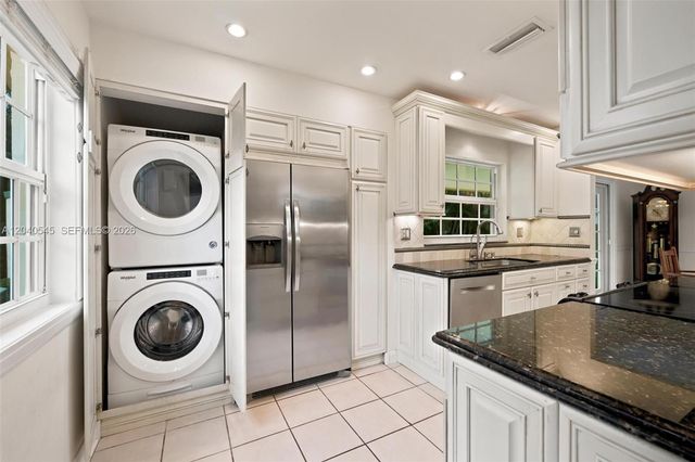 2760 NW 108th Ave, Sunrise, FL 33322