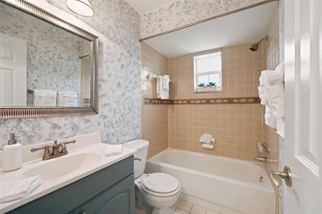2760 NW 108th Ave, Sunrise, FL 33322