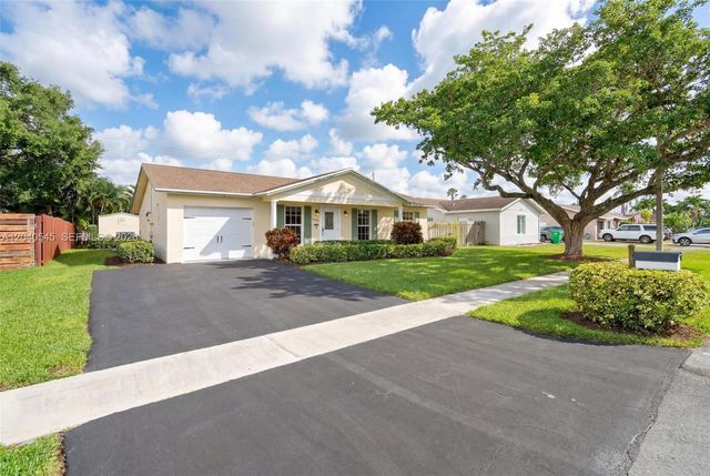 2760 NW 108th Ave, Sunrise, FL 33322